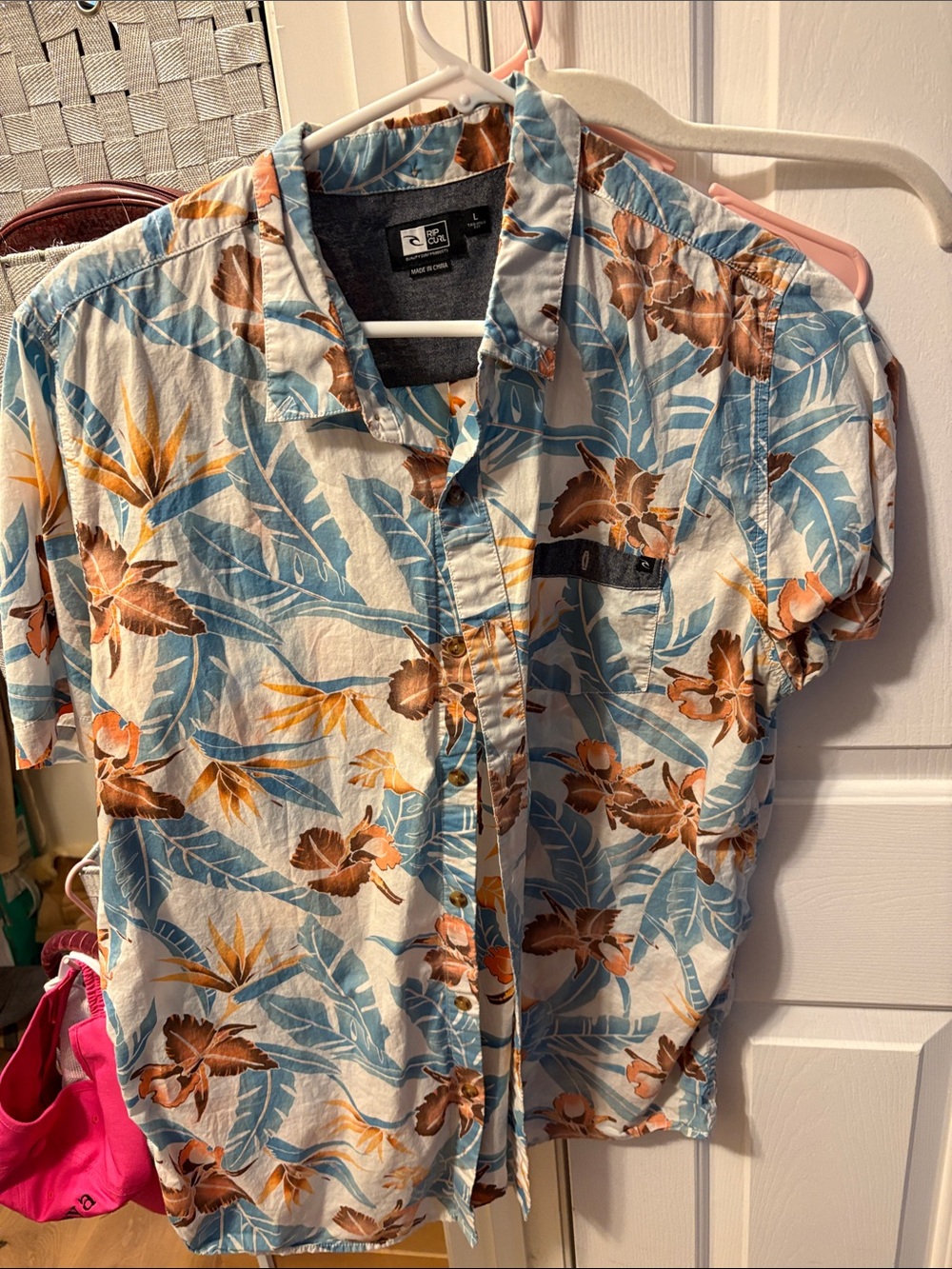 Rip curl Men’s Blue Floral Short-Sleeve Button-Up Shirt